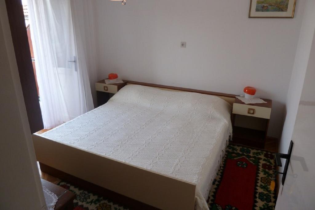 Apartments Indira Lovište الغرفة الصورة