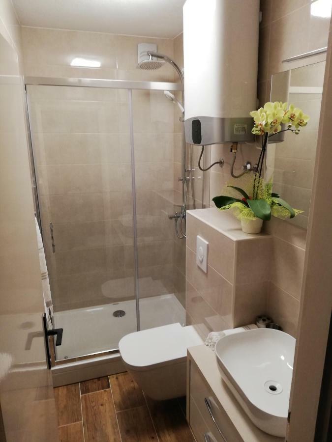 Apartments Indira Lovište المظهر الخارجي الصورة
